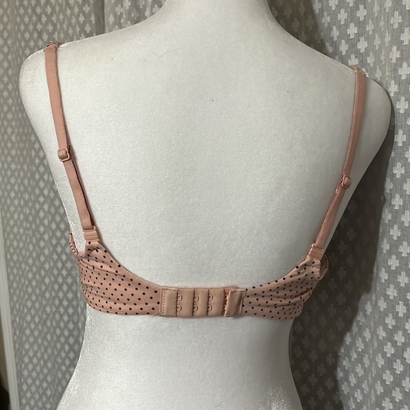 NWOT Victoria’s Secret Bra - Picture 4 of 4
